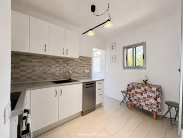 3 Bed  Flat / Apartment for Sale, Santa Cruz De Tenerife, Tenerife - AZ-1898