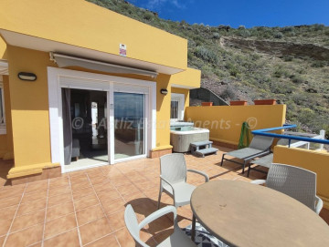 2 Bed  Flat / Apartment for Sale, Playa De Las Americas, Adeje, Tenerife - AZ-1899