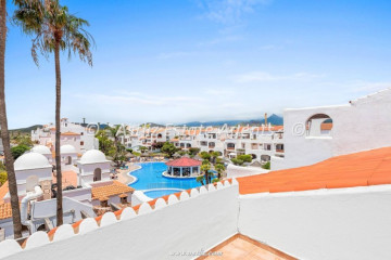 2 Bed  Flat / Apartment for Sale, Amarilla Golf, San Miguel De Abona, Tenerife - AZ-1901