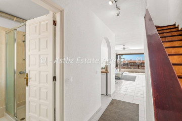 2 Bed  Flat / Apartment for Sale, Costa Del Silencio, Arona, Tenerife - AZ-1902