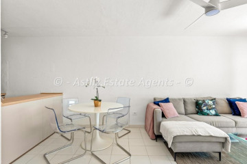 2 Bed  Flat / Apartment for Sale, Costa Del Silencio, Arona, Tenerife - AZ-1902