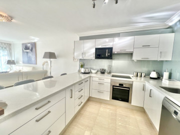 2 Bed  Flat / Apartment for Sale, Torviscas Alto, Adeje, Tenerife - MP-AP0948-2