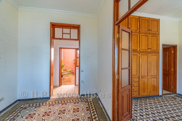 5 Bed  Villa/House for Sale, La Marina, Tazacorte, La Palma - LP-Ta161