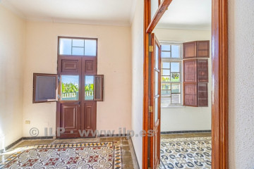5 Bed  Villa/House for Sale, La Marina, Tazacorte, La Palma - LP-Ta161