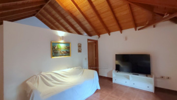 3 Bed  Villa/House for Sale, El Sauzal, Tenerife - IC-VCH11884