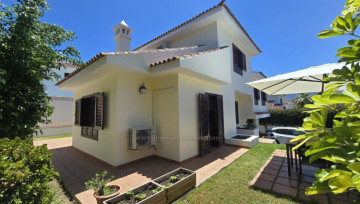 4 Bed  Villa/House for Sale, Puerto de la Cruz, Tenerife - IC-VCH11885