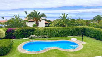 2 Bed  Villa/House to Rent, Puerto de la Cruz, Tenerife - IC-AAD11886
