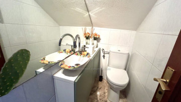 2 Bed  Villa/House to Rent, Puerto de la Cruz, Tenerife - IC-AAD11886