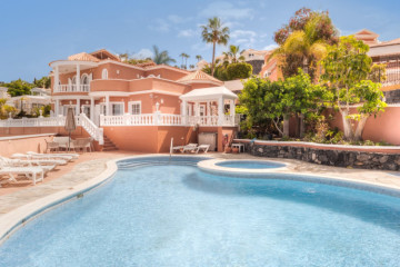 5 Bed  Villa/House for Sale, San Eugenio Alto, Adeje, Tenerife - MP-V0858-5C