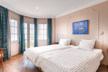 5 Bed  Villa/House for Sale, San Eugenio Alto, Adeje, Tenerife - MP-V0858-5C