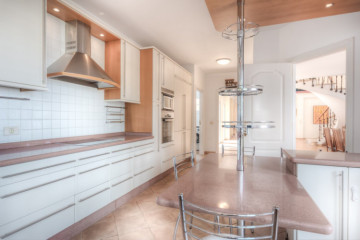 5 Bed  Villa/House for Sale, San Eugenio Alto, Adeje, Tenerife - MP-V0858-5C