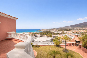 5 Bed  Villa/House for Sale, San Eugenio Alto, Adeje, Tenerife - MP-V0858-5C