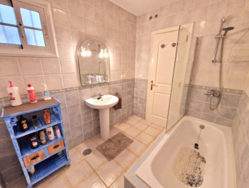 1 Bed  Flat / Apartment for Sale, Los Cristianos, Arona, Tenerife - MP-AP0903-1C