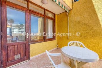 1 Bed  Flat / Apartment for Sale, Playa De La Arena, Santiago Del Teide, Tenerife - AZ-1903