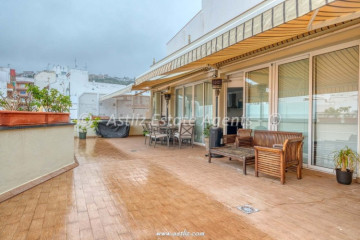 7 Bed  Villa/House for Sale, Icod De Los Vinos, Tenerife - AZ-1905