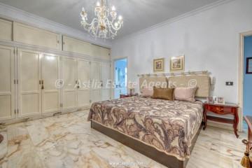 7 Bed  Villa/House for Sale, Icod De Los Vinos, Tenerife - AZ-1905
