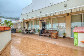 7 Bed  Villa/House for Sale, Icod De Los Vinos, Tenerife - AZ-1905