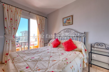 2 Bed  Flat / Apartment for Sale, Callao Salvaje, Adeje, Tenerife - AZ-1906