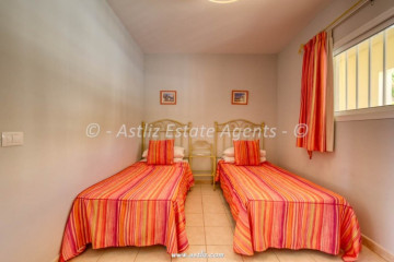 2 Bed  Flat / Apartment for Sale, Callao Salvaje, Adeje, Tenerife - AZ-1906