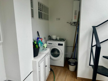 2 Bed  Flat / Apartment to Rent, Puerto de la Cruz, Tenerife - IC-AAP11889