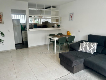2 Bed  Flat / Apartment to Rent, Puerto de la Cruz, Tenerife - IC-AAP11889