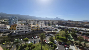 2 Bed  Flat / Apartment for Sale, Playa Paraiso, Tenerife - NP-04475