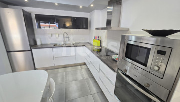 2 Bed  Flat / Apartment for Sale, Playa Paraiso, Tenerife - NP-04476