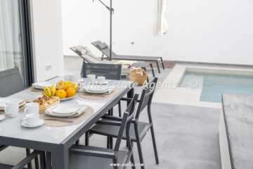 2 Bed  Villa/House for Sale, Abades, Arico, Tenerife - AZ-1907