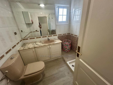2 Bed  Flat / Apartment to Rent, Puerto de la Cruz, Tenerife - IC-API11895