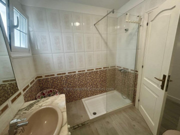 2 Bed  Flat / Apartment to Rent, Puerto de la Cruz, Tenerife - IC-API11895