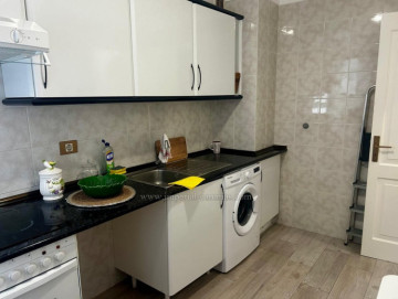 2 Bed  Flat / Apartment to Rent, Puerto de la Cruz, Tenerife - IC-API11895