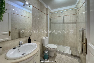 2 Bed  Flat / Apartment for Sale, Puerto De Santiago, Santiago Del Teide, Tenerife - AZ-1908