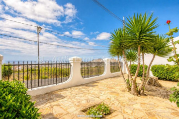 4 Bed  Villa/House for Sale, Valle San Lorenzo, Arona, Tenerife - AZ-1909