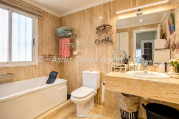 4 Bed  Villa/House for Sale, Valle San Lorenzo, Arona, Tenerife - AZ-1909