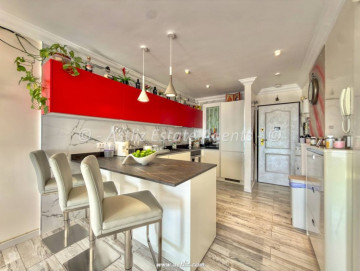 2 Bed  Flat / Apartment for Sale, Costa Adeje, Tenerife - AZ-1910