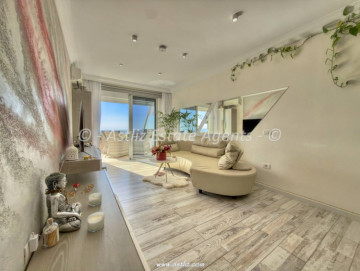 2 Bed  Flat / Apartment for Sale, Costa Adeje, Tenerife - AZ-1910