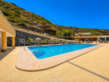 2 Bed  Flat / Apartment for Sale, Costa Adeje, Tenerife - AZ-1910