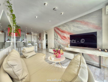 2 Bed  Flat / Apartment for Sale, Costa Adeje, Tenerife - AZ-1910
