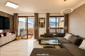 3 Bed  Flat / Apartment for Sale, Santa Cruz De Tenerife, Costa Adeje, Tenerife - AZ-1911
