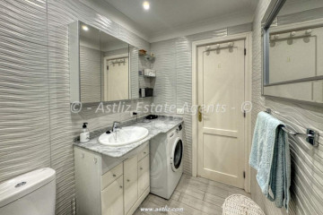 2 Bed  Flat / Apartment for Sale, Guia De Isora, Tenerife - AZ-1912