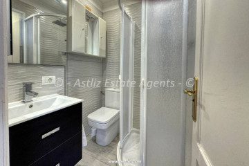 2 Bed  Flat / Apartment for Sale, Guia De Isora, Tenerife - AZ-1912
