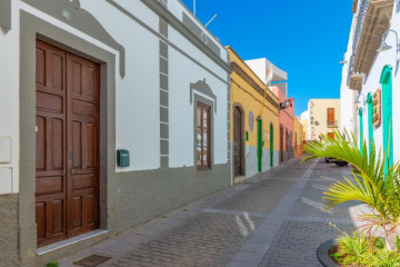 13 Bed  Villa/House for Sale, Eastern area, La Palma - LP-LP115