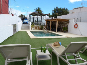 1 Bed  Villa/House for Sale, Las Palmas, Ciudad Alta, Gran Canaria - OI-19129