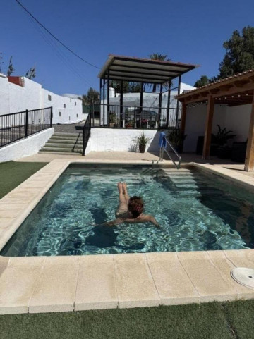 1 Bed  Villa/House for Sale, Las Palmas, Ciudad Alta, Gran Canaria - OI-19129