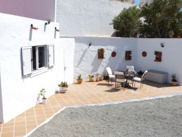 1 Bed  Villa/House for Sale, Las Palmas, Ciudad Alta, Gran Canaria - OI-19129