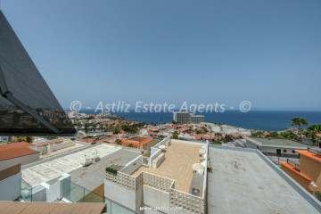 3 Bed  Flat / Apartment for Sale, Los Gigantes, Santiago Del Teide, Tenerife - AZ-1913