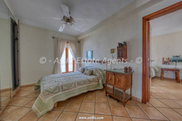 3 Bed  Flat / Apartment for Sale, Los Gigantes, Santiago Del Teide, Tenerife - AZ-1913