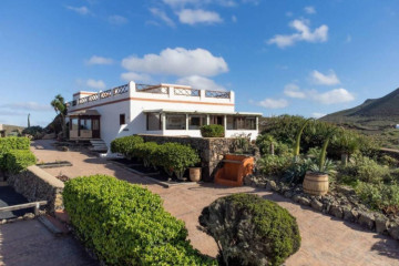 11 Bed  Property for Sale, Haria, Lanzarote - LA-LA2032