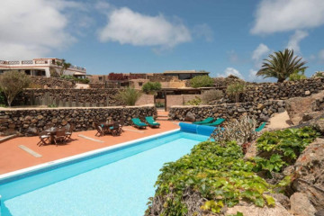 11 Bed  Property for Sale, Haria, Lanzarote - LA-LA2032