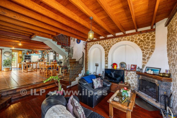 3 Bed  Villa/House for Sale, Tacande, El Paso, La Palma - LP-E844